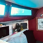 Båthotell Nuit Insolite Sur Un Voilier Au Coeur De La Rochelle *