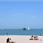 Båthotell Nuit Insolite Sur Un Voilier Au Coeur De La Rochelle *