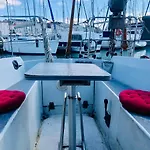 Nuit Insolite Sur Un Voilier Au Coeur De La Rochelle