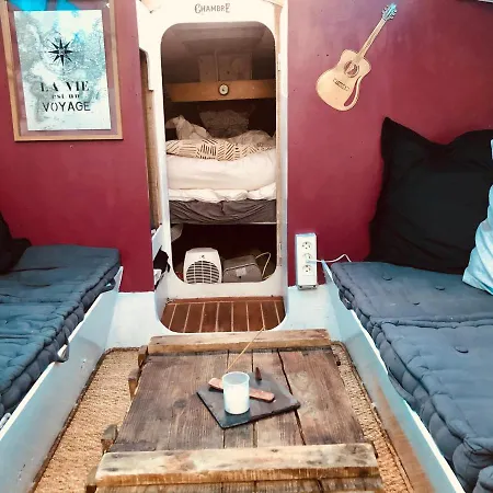 Nuit Insolite Sur Un Voilier Au Coeur De La Rochelle Botel