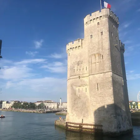Nuit Insolite Sur Un Voilier Au Coeur De La Rochelle Botel La Rochelle (Charente-Maritime)